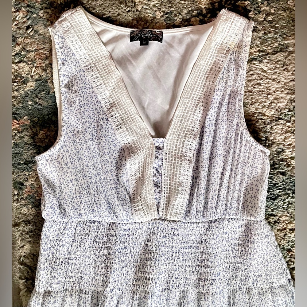 Vintage White Blue Sleeveless Maxi Dress smoked tired v-neck size medium - Picture 3 of 12